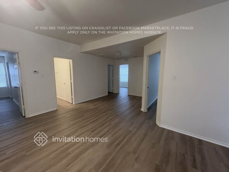 Building Photo - 4517 Dogwood Dr