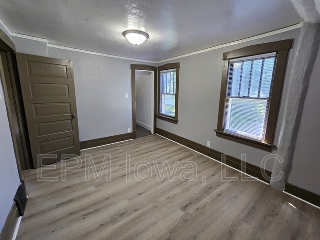 Building Photo - 506 Fowler St