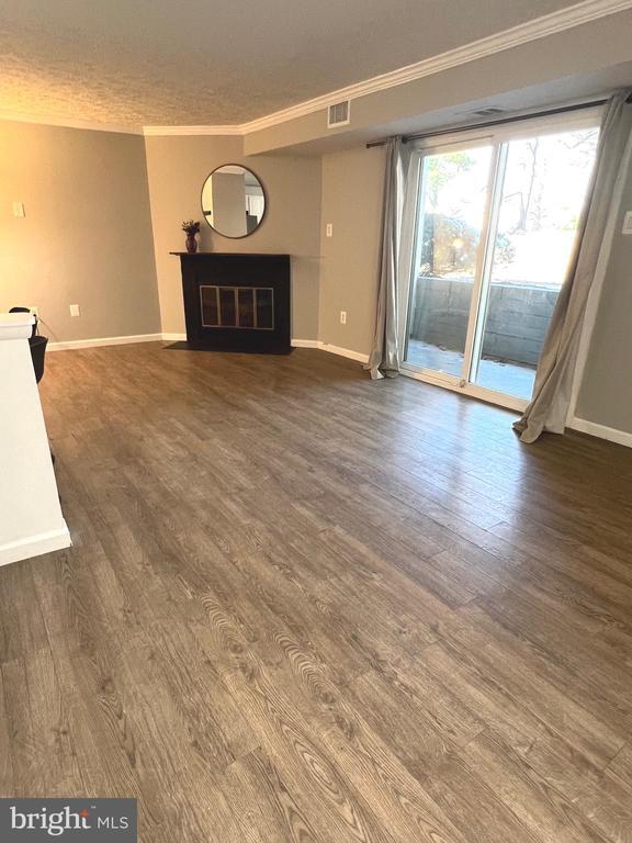 Building Photo - 12209 Peach Crest Dr