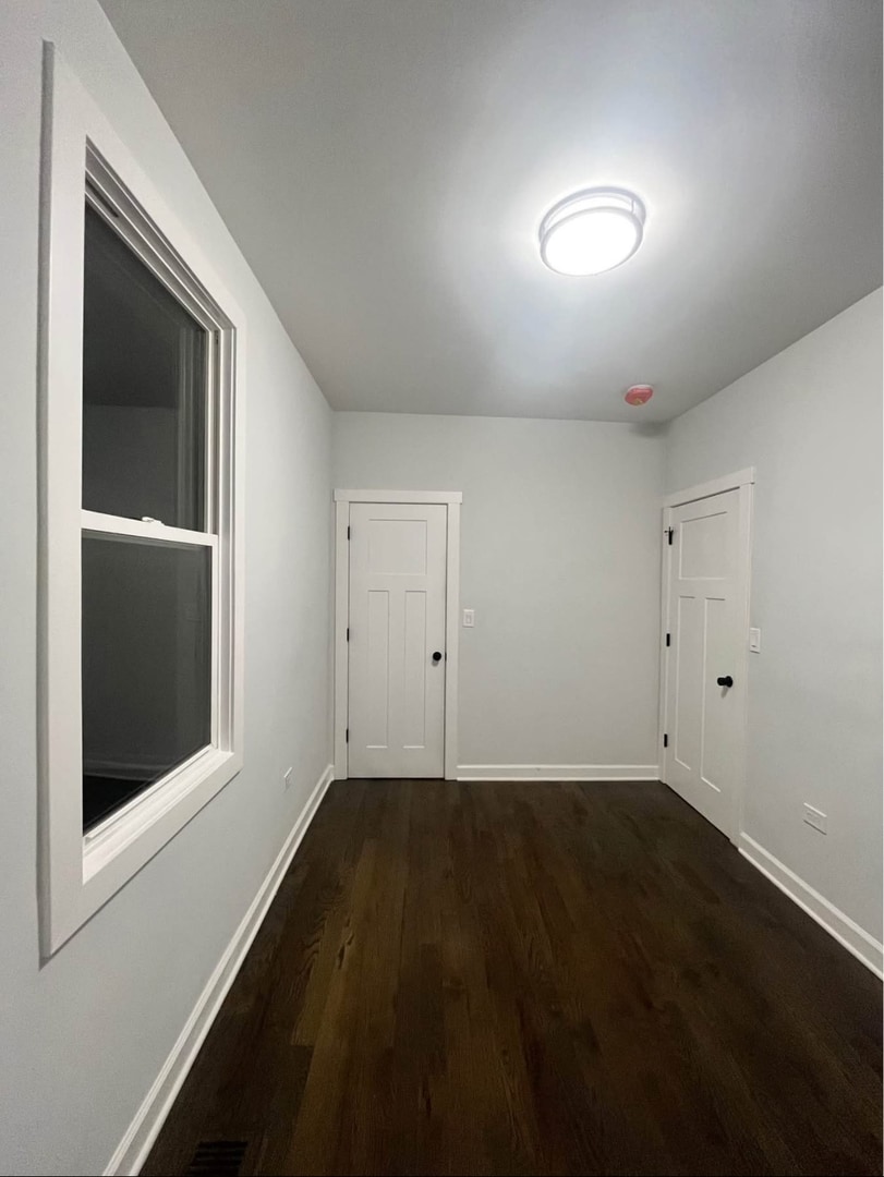 Building Photo - 5212 S Lorel Ave