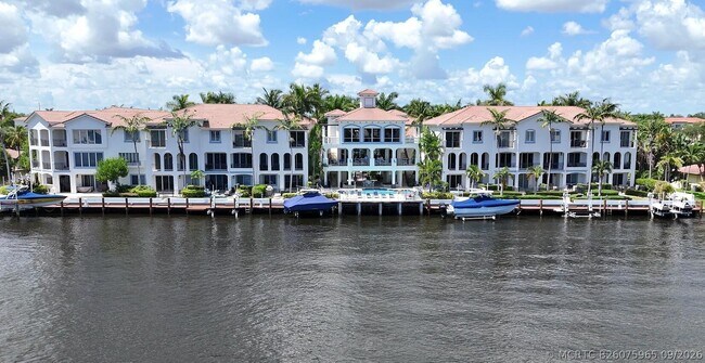 Building Photo - 3038 Waterside Cir