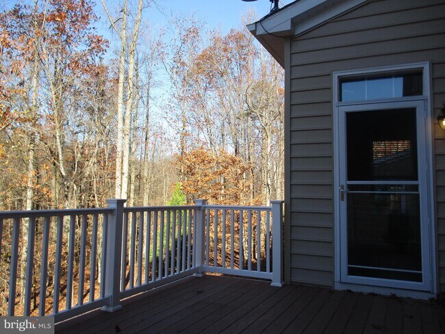 Building Photo - 7303A Hayfield Rd