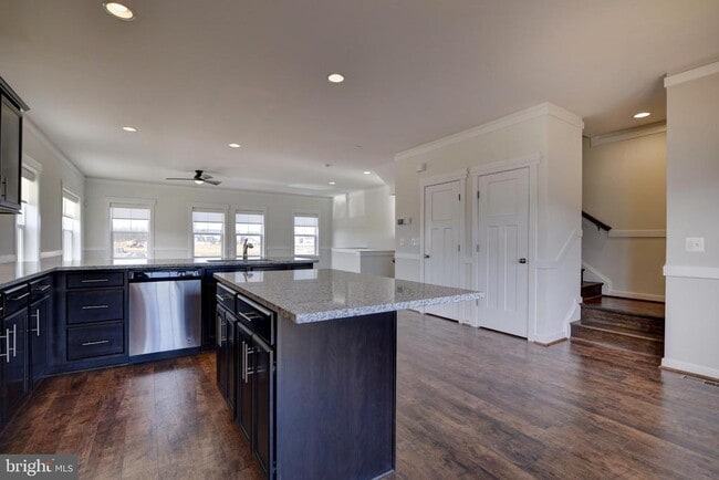 Building Photo - 104 Santa Fe Ct