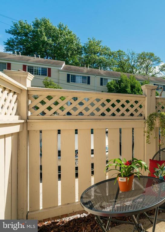 Building Photo - 1617 N Van Dorn St