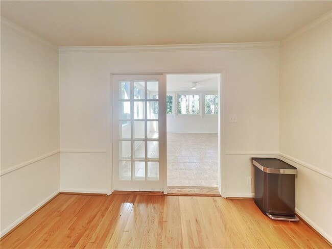 Building Photo - 115 Woodmere Square NW