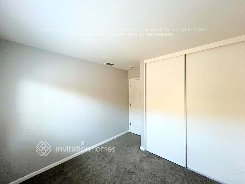 Building Photo - 5404 Calistoga Way