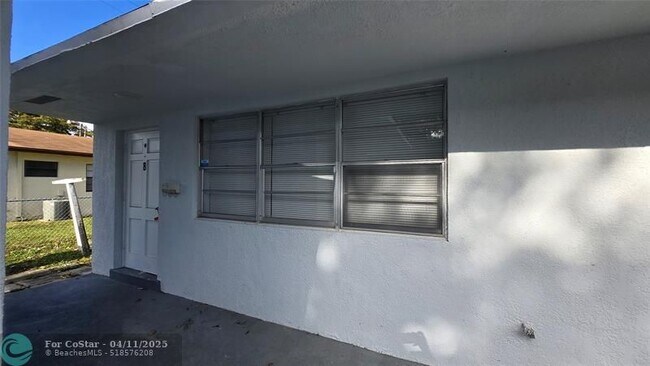 Building Photo - 2501 Pierce St