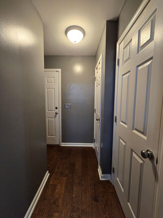 Building Photo - 206 Aberlour Dr