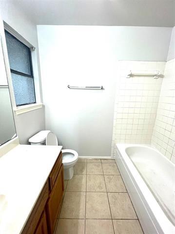 Building Photo - 1401 Marigold Dr