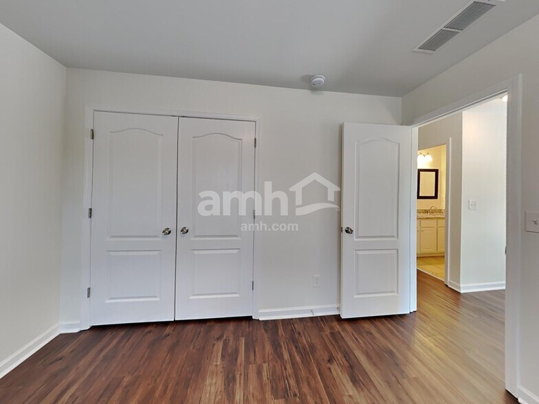 Building Photo - 3093 Mill Grove Terrace