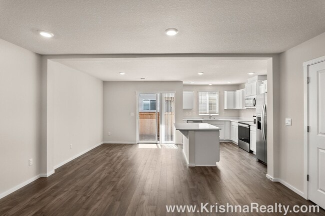 Building Photo - 11935 NE 104th St