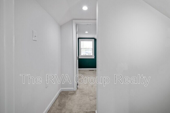 Building Photo - 2517 Haden Ave