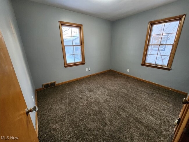 Building Photo - 4224 Lambert Rd