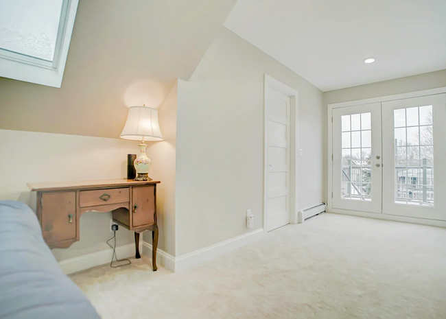 Building Photo - Perfect 5BR Home in Uptown!