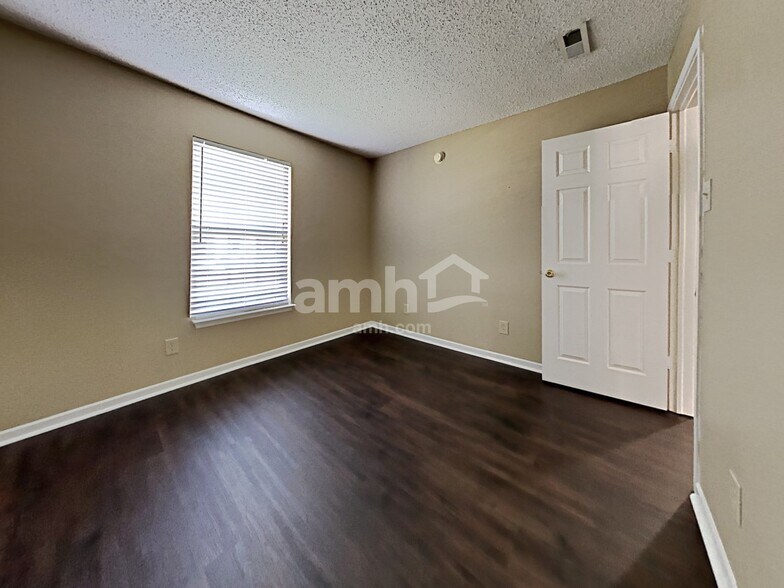 Building Photo - 14407 Banister Dr