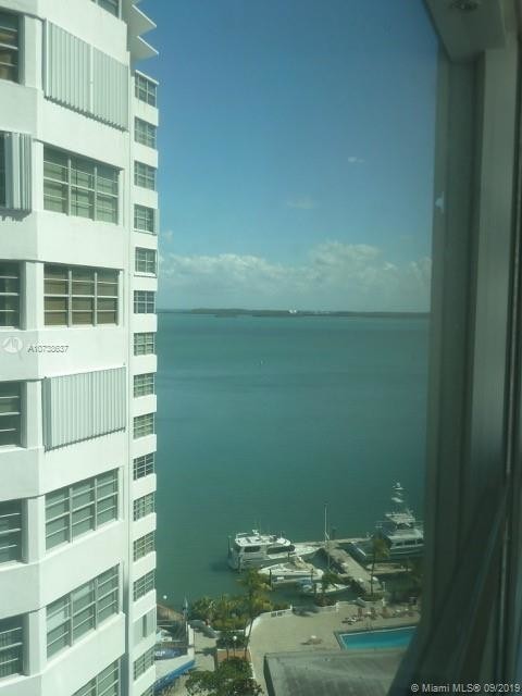 Building Photo - 999 Brickell Bay Dr