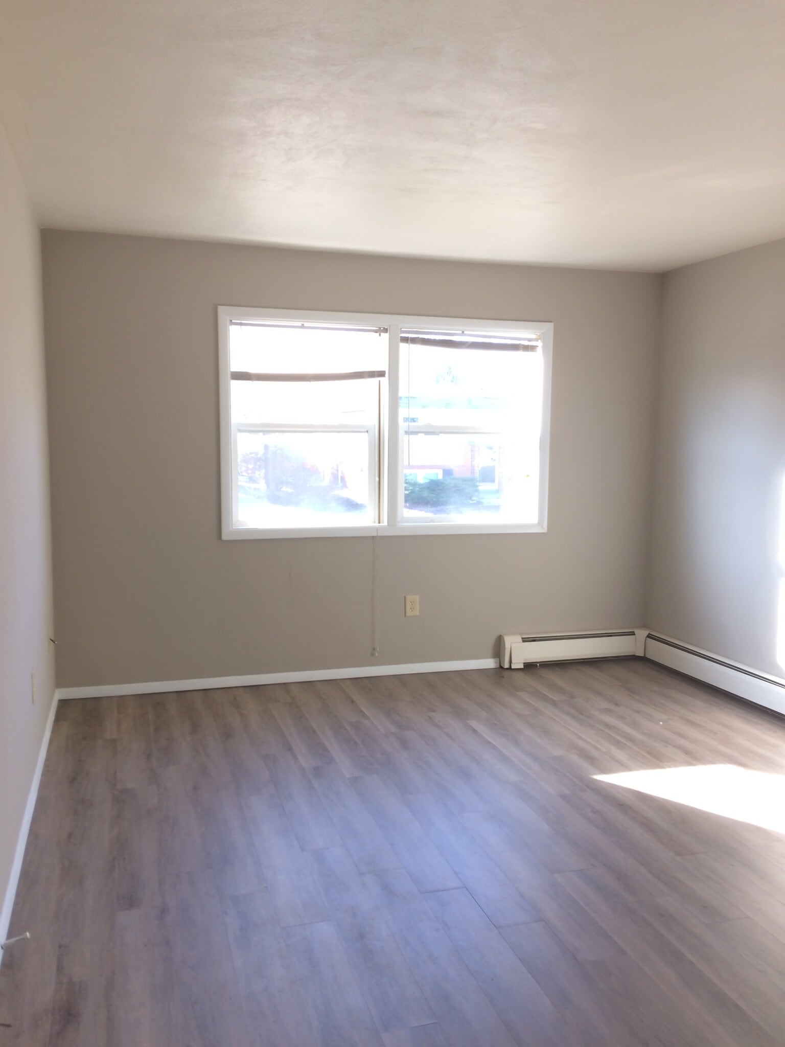 212 B - 212 Lindell Dr