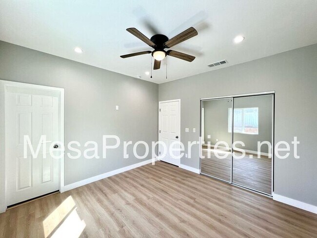 Building Photo - 10152 Cook Ave