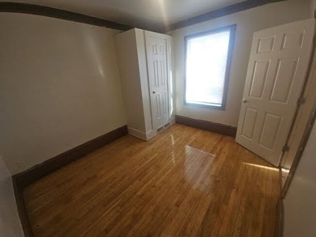 Building Photo - 2749 N 34th St