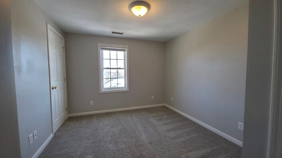 Building Photo - 1 Rosamond St