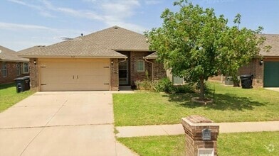 Building Photo - 517 Apple Tree Ln