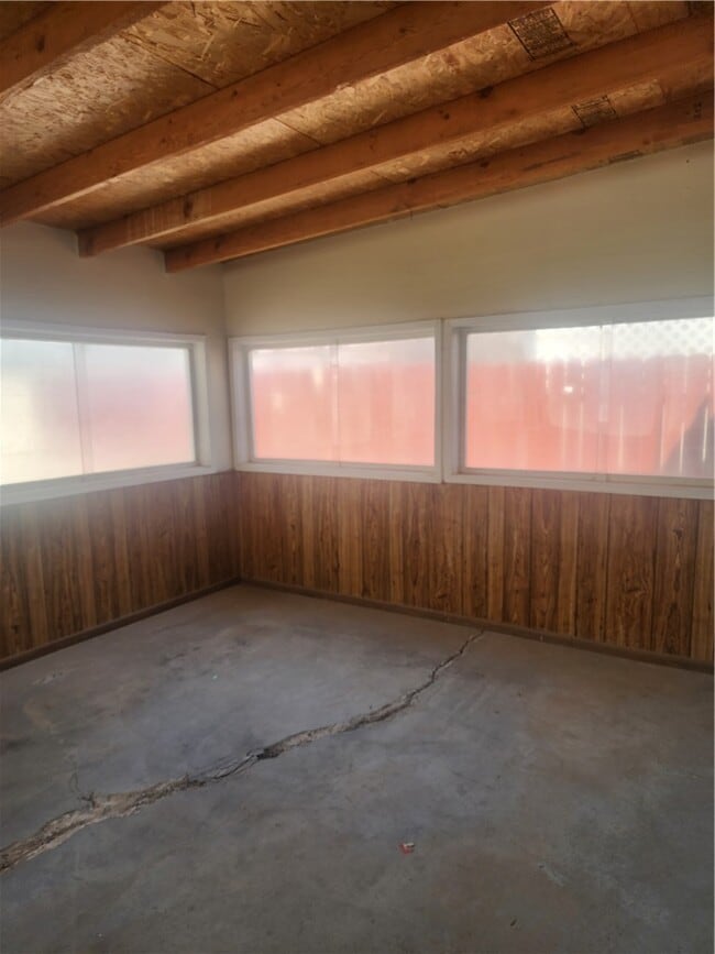 Building Photo - 1365 Trane Rd