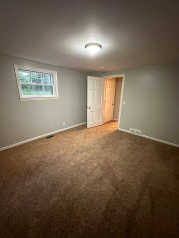 Building Photo - 6200 Parkview Ave