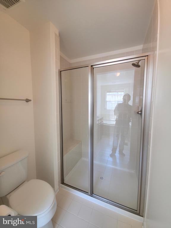 Building Photo - 5323 Smith's Cv Ln
