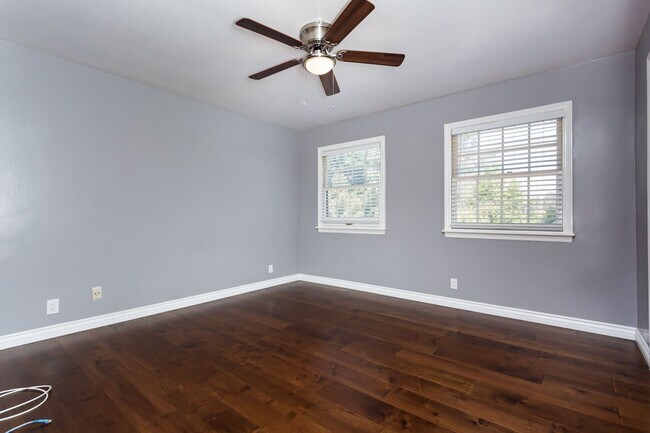 Building Photo - Georgian Colonial in Mt Helix