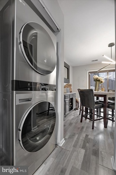 Building Photo - 7314 Split Rail Ln