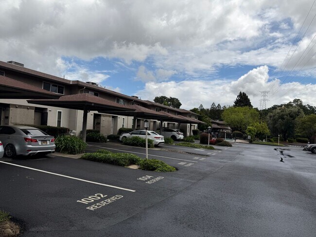 Building Photo - 2 BED 1.5 BATH CONDO IN WALNUT CREEK