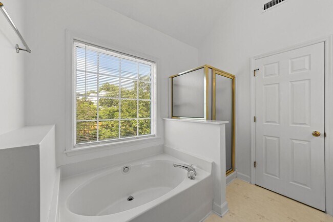 Building Photo - Spacious 3-Bedroom Home with Bonus Room and Community Perks