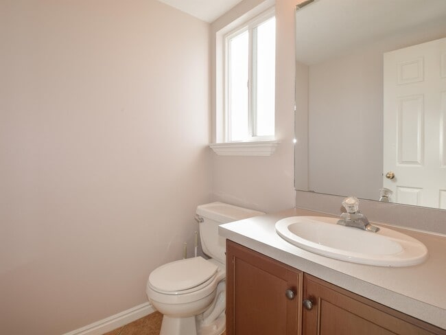 Building Photo - 262 W 1395 S