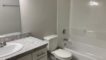 Building Photo - 2825 Bellefontaine Blvd