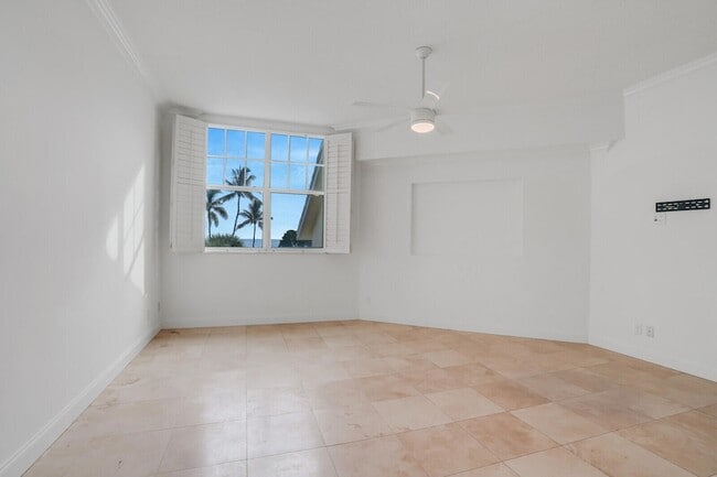 Building Photo - 705 Mainsail Cir