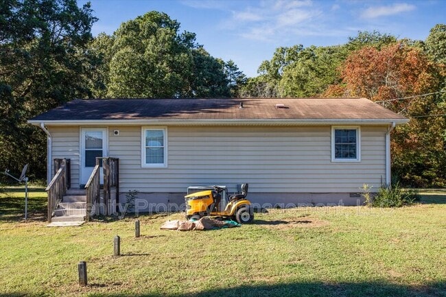 Building Photo - 7268 Stokes Dr