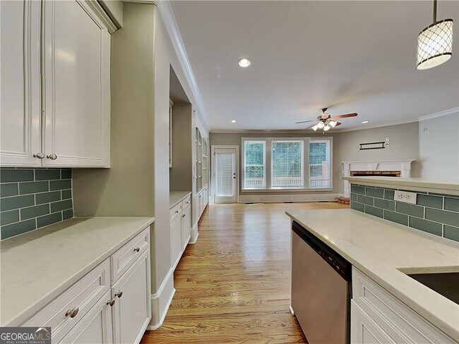 Building Photo - 2649 Colgan Ct SE