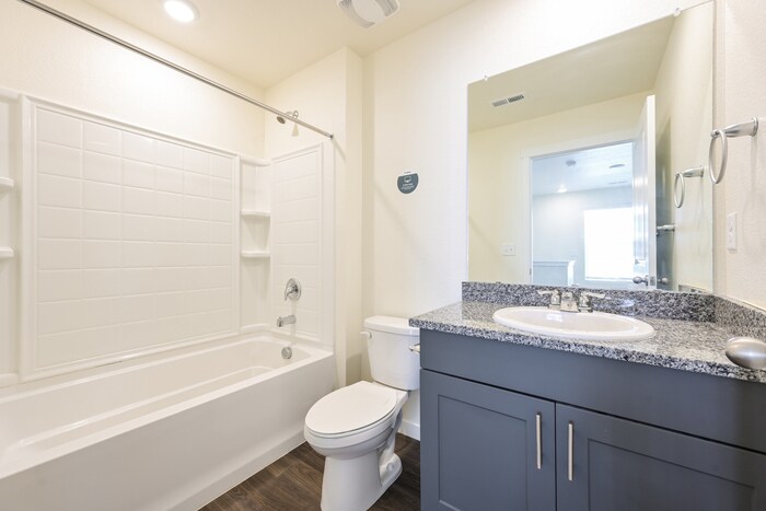 Building Photo - 13455 Oneida Ln