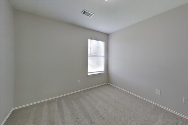 Building Photo - 1403 Glens Ferry Ln