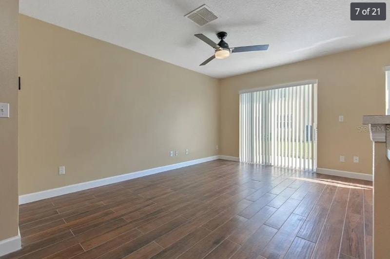 Building Photo - 553 Cresting Oak Cir