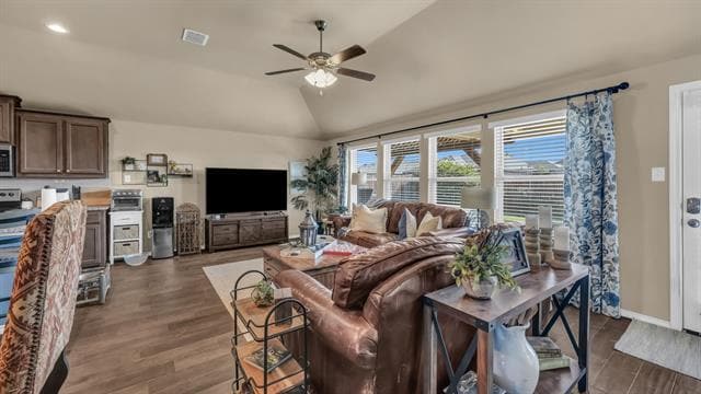 Building Photo - 2565 Silver Fox Trl