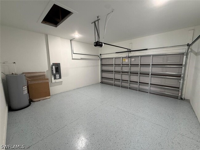 Building Photo - 1089 Eisenhower Blvd