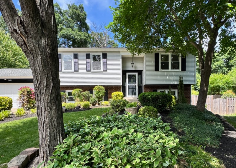 Primary Photo - 1601 Jubilation Ct
