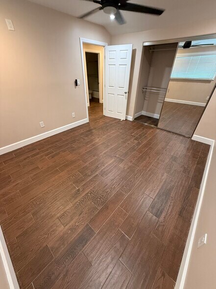 Building Photo - 11744 Hallwood Dr