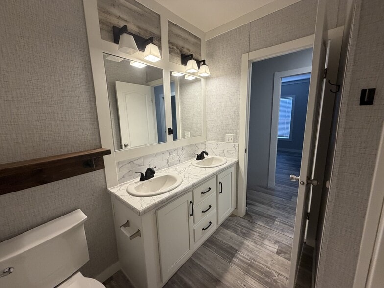 Building Photo - 216 Alabama Trl