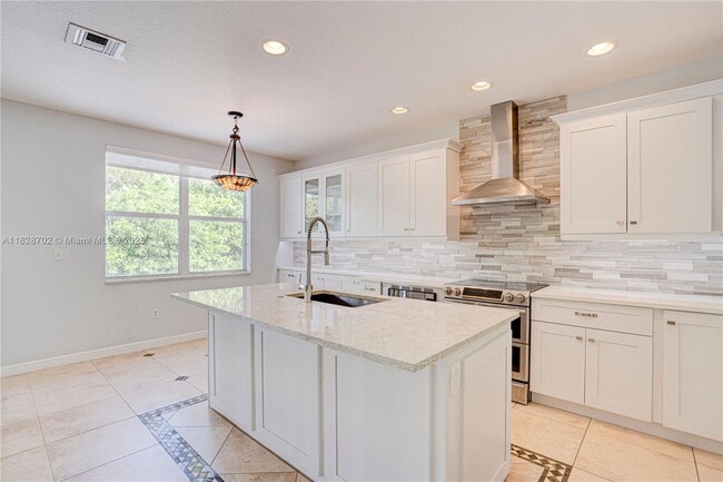 Building Photo - 4801 SW 158th Ave
