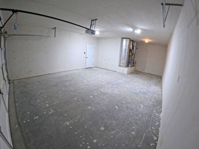 Building Photo - 1997 Pine Trail St