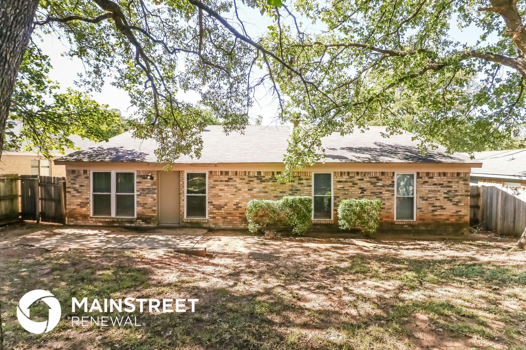 Building Photo - 4807 Crestmont Ct