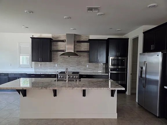 Building Photo - 4481 Hummingbird Cir
