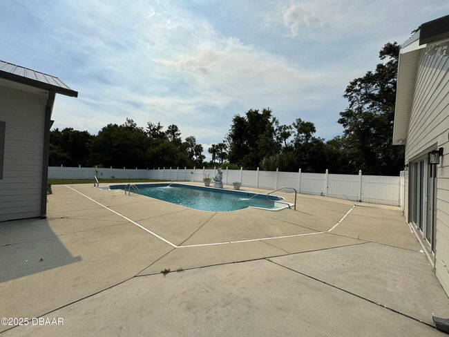 Building Photo - 6088 S Williamson Blvd